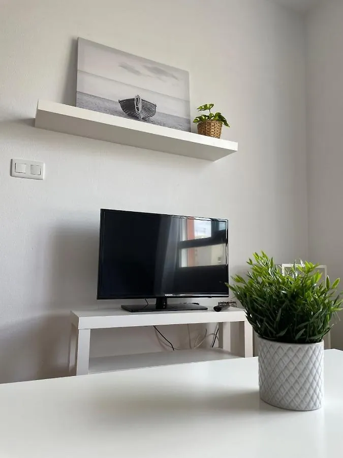 Apartamento Y Piso Frente Al Mar Con Vistas En Garrucha Spain
